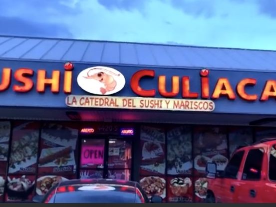 Sushi Culiacán & Mariscos exterior